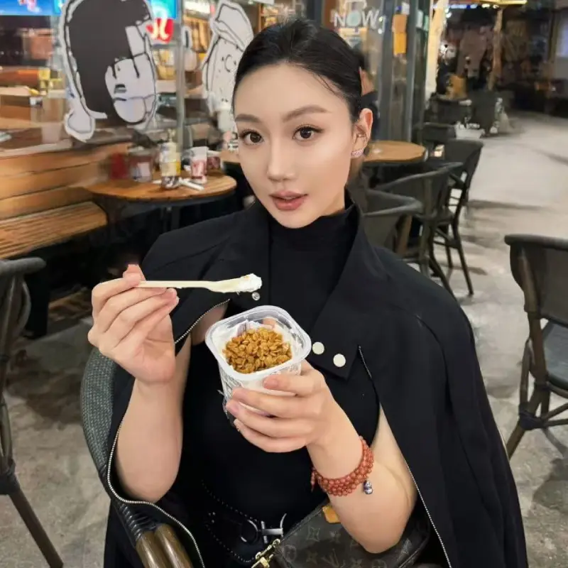 香港高端外围女Elisa